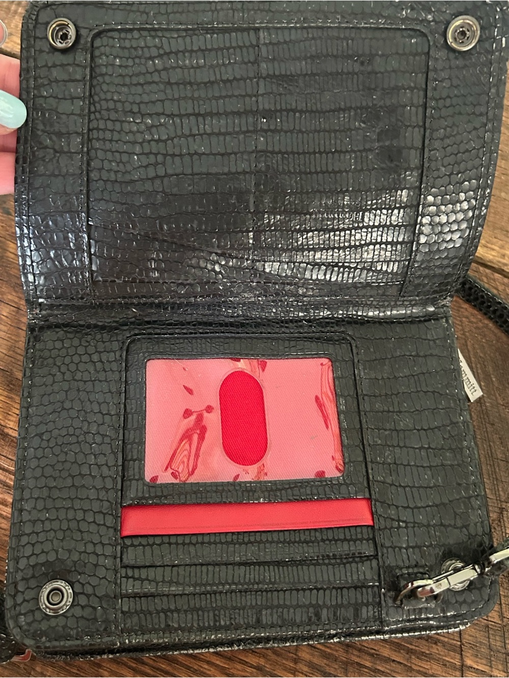 Black crocodile-embossed leather Hammitt Los Angeles crossbody bag - Picture 9 of 13